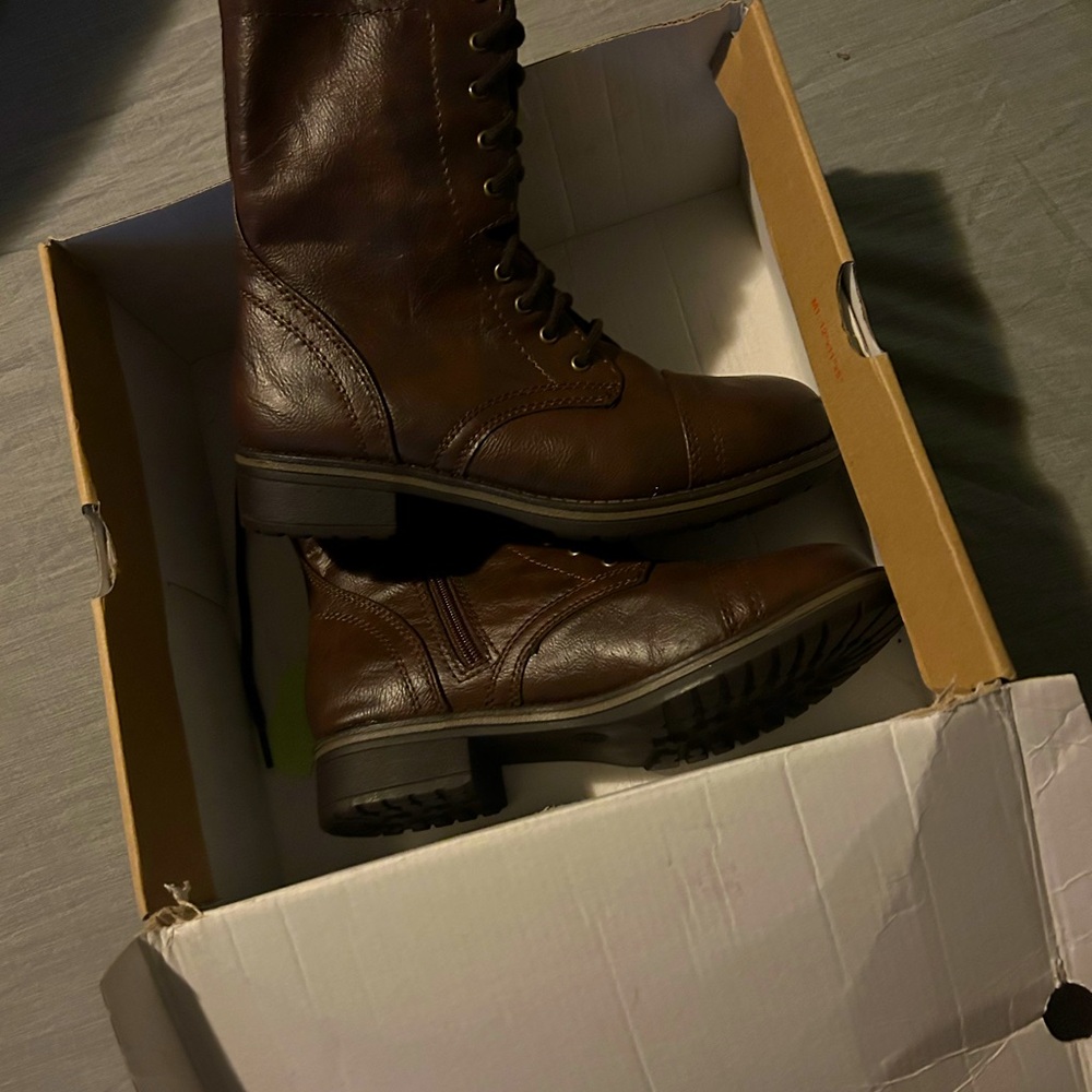 Brown boots